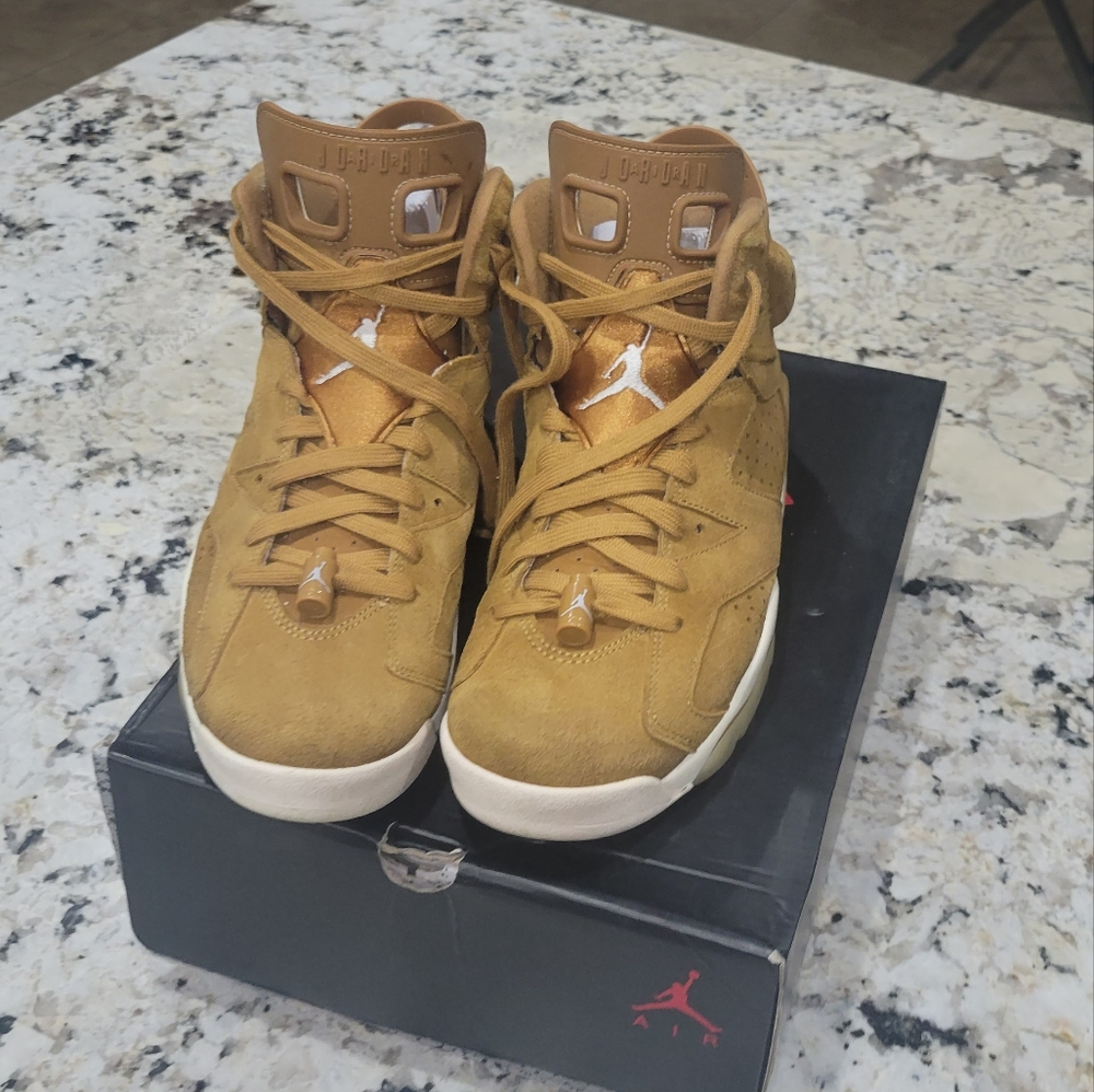 Jordan 6 - Picture 5 of 5